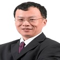 Portrait of Prof Lipo Wang